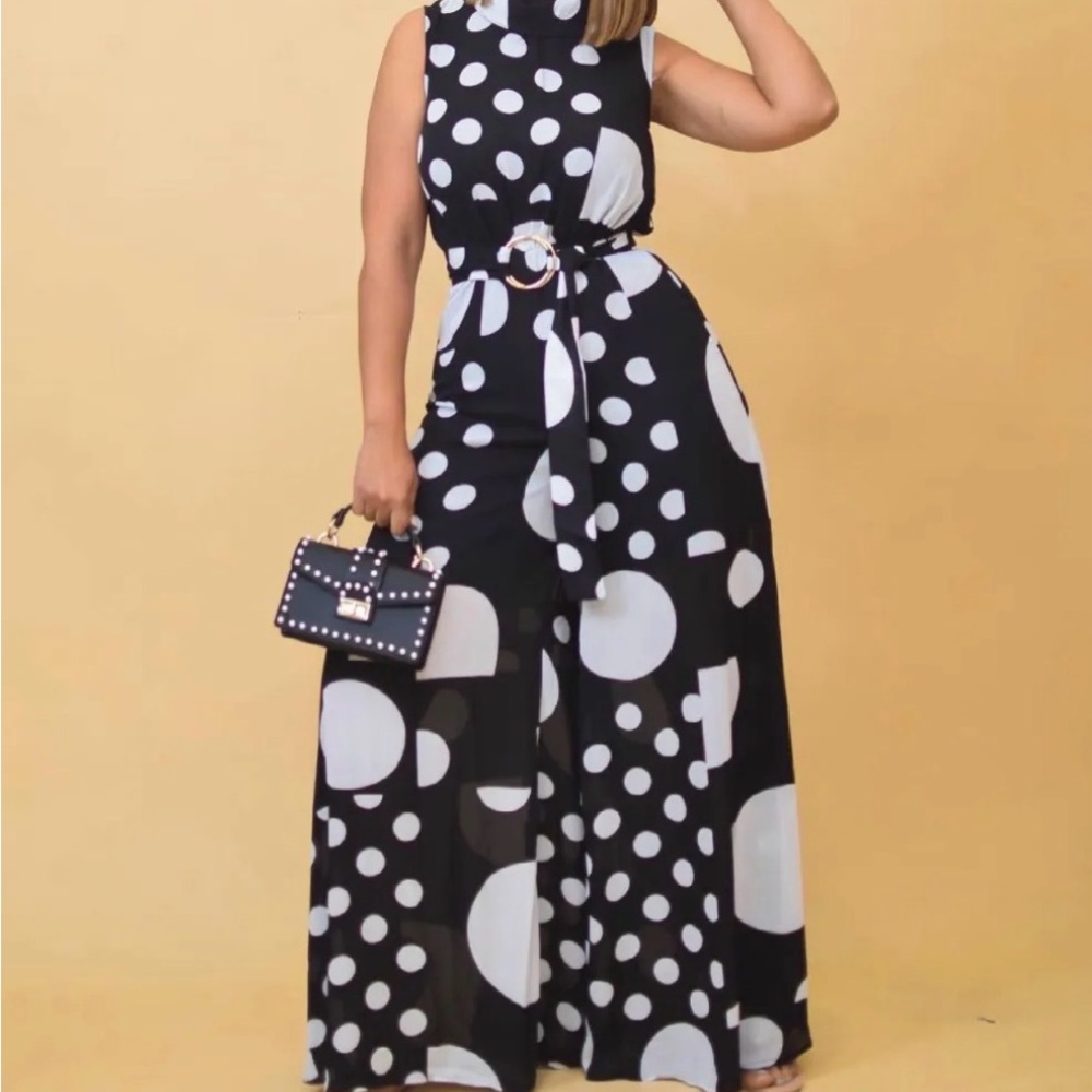 Elegant Black and White Polka Dot Maxi Dress